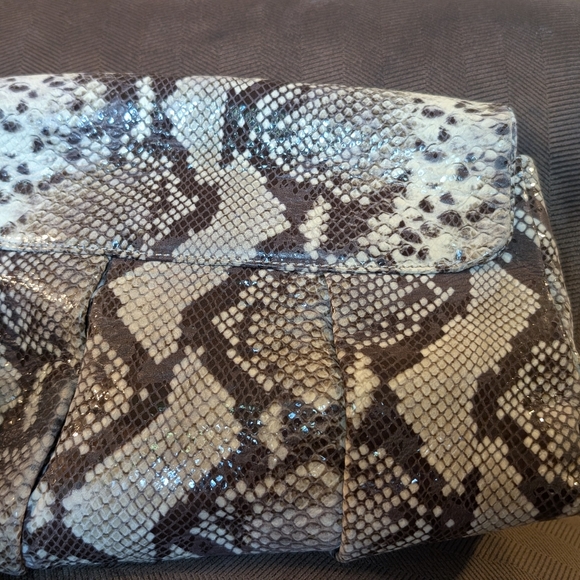 Henri Bendel Python Pattern Shoulder Bag with Silver Chain - Picture 5 of 5